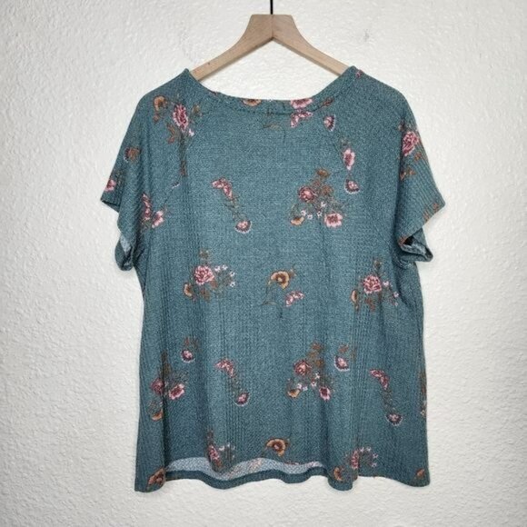 Torrid Classic Fit Waffle Crew Neck Raglan Short Sleeve Tee Women's Size 2X - Picture 4 of 7